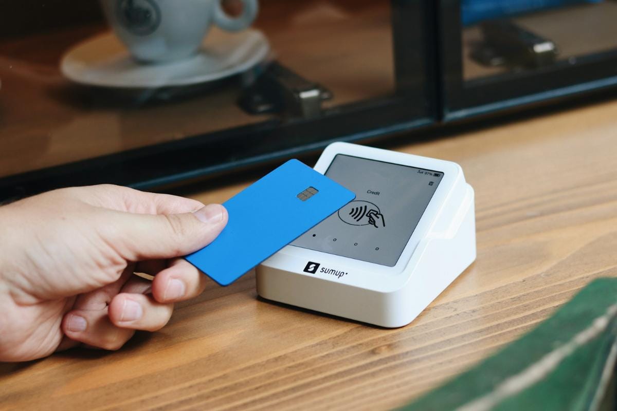 Unsplash - Contactless Payment, Paying, Bank, Card