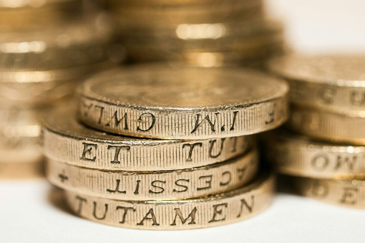 Unsplash - UK, Pound,Invest